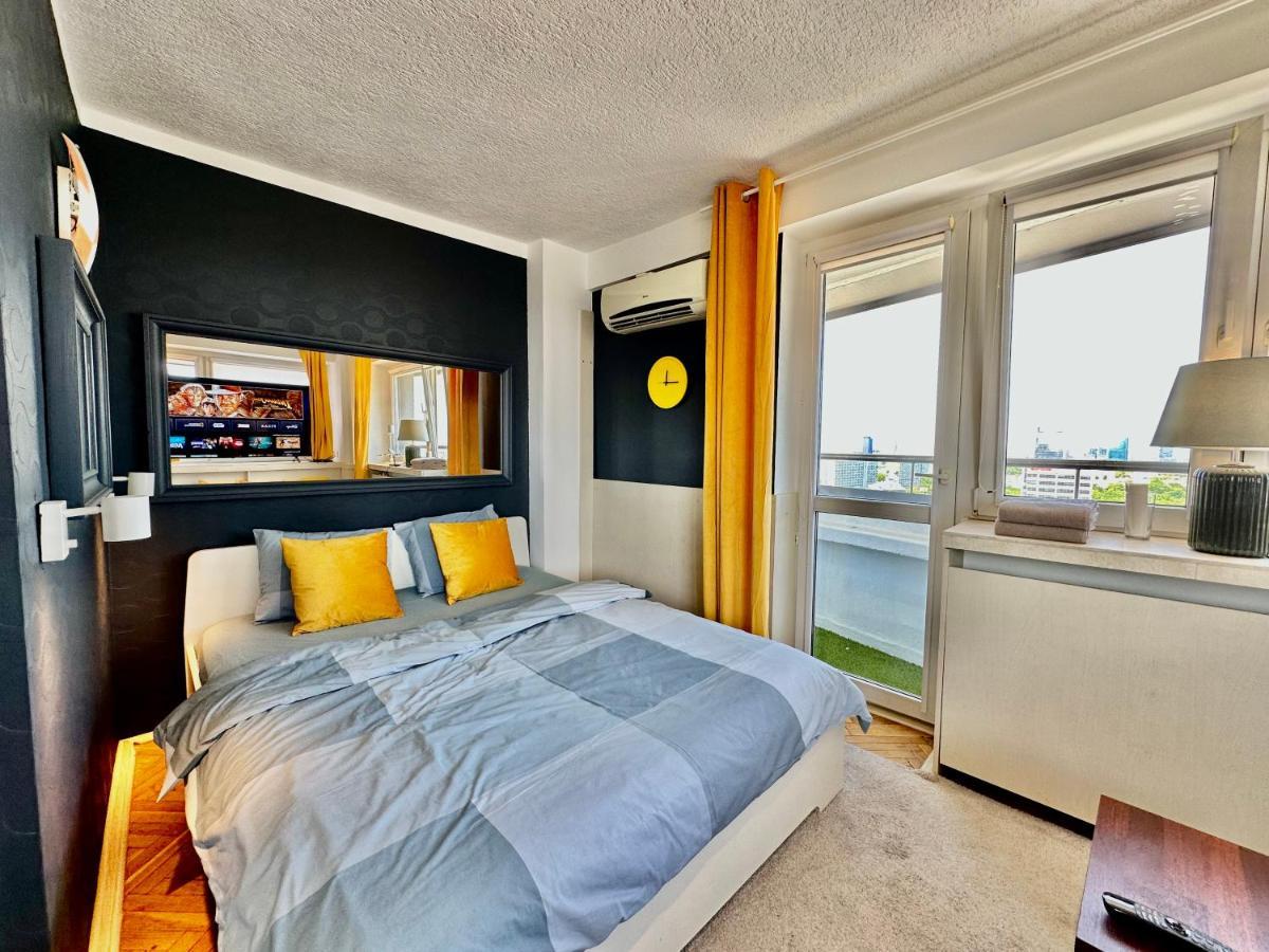 Sun Clima/Ac Metro X2 Fast Wifi 500 Mbs 70'Tv Netflix Appletv Hbo Apartment Varşovia Exterior foto