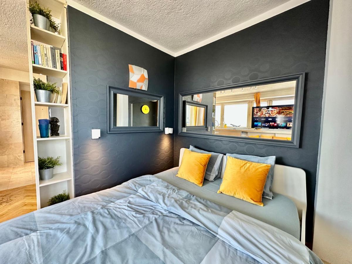 Sun Clima/Ac Metro X2 Fast Wifi 500 Mbs 70'Tv Netflix Appletv Hbo Apartment Varşovia Exterior foto